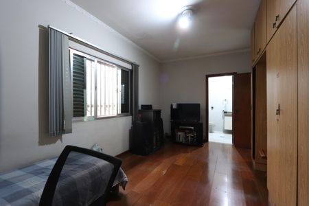 Casa à venda com 338m², 3 quartos e 8 vagasSuíte 3