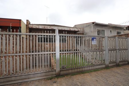 Casa à venda com 338m², 3 quartos e 8 vagasFachada