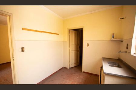 Casa à venda com 470m², 3 quartos e 6 vagas Casa à venda com 470m², 3 quartos e 6 vagasFoto 49