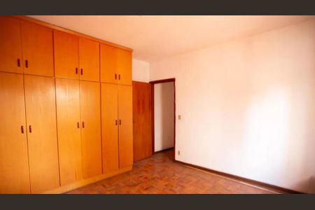 Casa à venda com 470m², 3 quartos e 6 vagas Casa à venda com 470m², 3 quartos e 6 vagasFoto 14