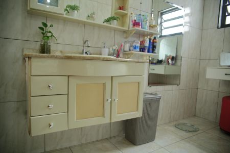 Casa à venda com 195m², 3 quartos e 4 vagasBanheiro da Suíte 3