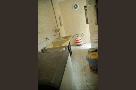 Casa à venda com 195m², 3 quartos e 4 vagasÁrea de Serviço