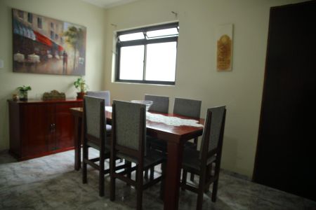 Casa à venda com 195m², 3 quartos e 4 vagasCozinha