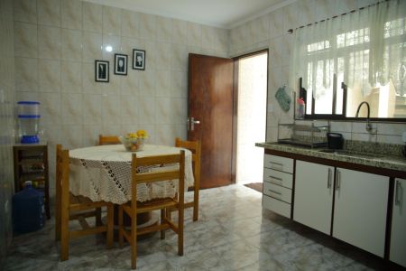 Casa à venda com 195m², 3 quartos e 4 vagasCozinha