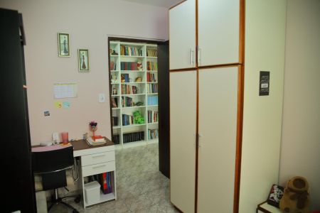 Casa à venda com 195m², 3 quartos e 4 vagasQuarto 2