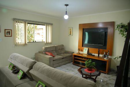 Casa à venda com 195m², 3 quartos e 4 vagasSala