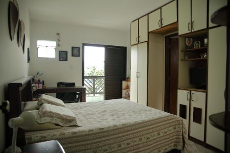 Casa à venda com 195m², 3 quartos e 4 vagasSuíte 3