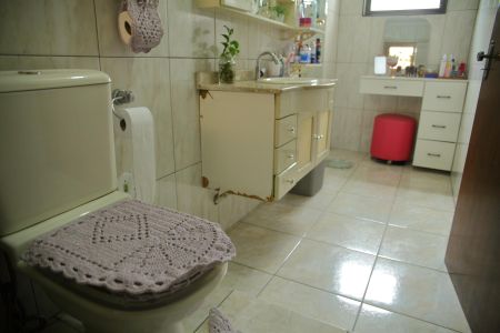 Casa à venda com 195m², 3 quartos e 4 vagasBanheiro da Suíte 3