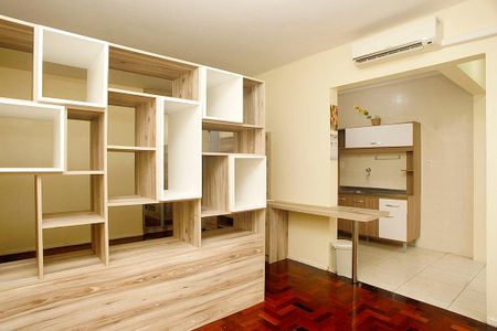 Sala de apartamento para alugar com 1 quarto, 32m² em Partenon, Porto Alegre