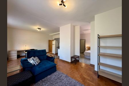 Sala  de apartamento para alugar com 1 quarto, 70m² em Campo Belo, São Paulo