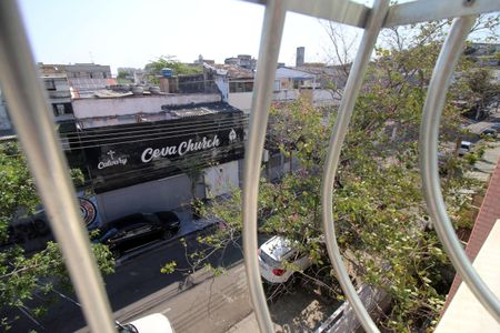 Vista da sala de apartamento à venda com 2 quartos, 70m² em Vista Alegre, Rio de Janeiro