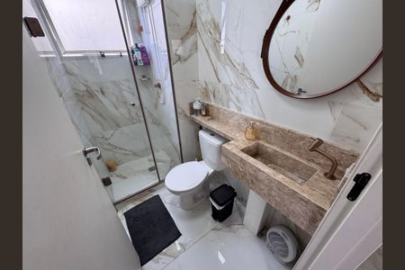 Apartamento à venda com 43m², 2 quartos e 1 vagaBanheiro Social