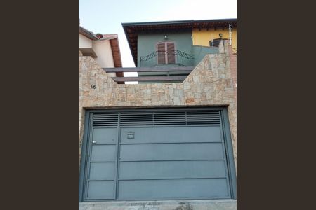 Casa para alugar com 200m², 5 quartos e 3 vagas