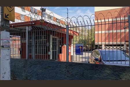 Apartamento à venda com 68m², 2 quartos e sem vaga Apartamento à venda com 68m², 2 quartos e sem vagaFachada