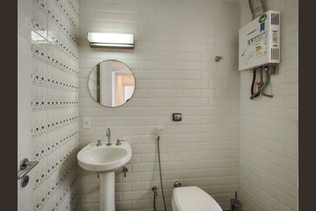 Apartamento à venda com 110m², 3 quartos e 1 vaga Apartamento à venda com 110m², 3 quartos e 1 vagaBanheiro da Suíte