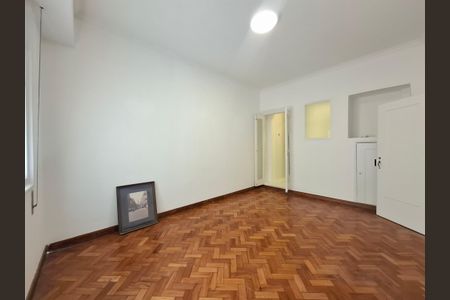 Suíte de apartamento para alugar com 2 quartos, 139m² em Flamengo, Rio de Janeiro