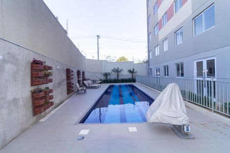 Apartamento para alugar com 35m², 2 quartos e sem vaga Apartamento para alugar com 35m², 2 quartos e sem vagaÁrea comum - Piscina