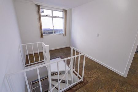 Apartamento à venda com 190m², 4 quartos e 2 vagassala / cobertura