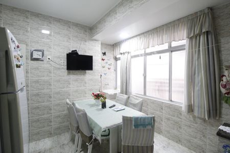 Apartamento à venda com 106m², 3 quartos e sem vagaCozinha