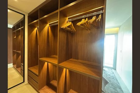 Apartamento para alugar com 50m², 1 quarto e 1 vaga Apartamento para alugar com 50m², 1 quarto e 1 vagaCloset