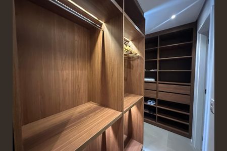 Apartamento para alugar com 50m², 1 quarto e 1 vaga Apartamento para alugar com 50m², 1 quarto e 1 vagaCloset