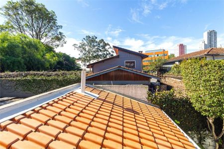 Casa de condomínio à venda com 185m², 3 quartos e 2 vagas