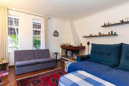 Casa de condomínio à venda com 185m², 3 quartos e 2 vagas