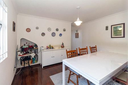 Casa de condomínio à venda com 185m², 3 quartos e 2 vagas