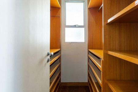 Apartamento à venda com 4 quartos, 149m² em Centro, Belo Horizonte