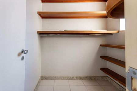 Apartamento à venda com 149m², 4 quartos e 2 vagas