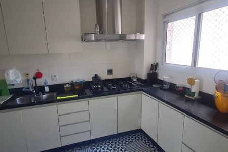 Apartamento à venda com 250m², 4 quartos e 4 vagas