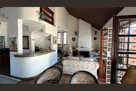 Casa à venda com 4 quartos, 339m² em Santo Amaro, São Paulo