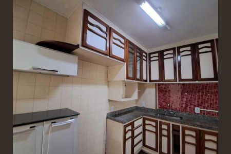 Apartamento à venda com 66m², 2 quartos e 1 vaga