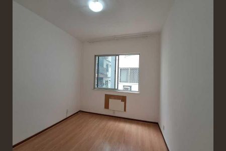 Apartamento à venda com 66m², 2 quartos e 1 vaga