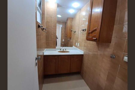 Apartamento à venda com 66m², 2 quartos e 1 vaga