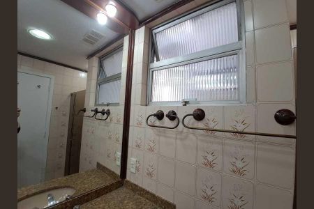 Apartamento à venda com 66m², 2 quartos e 1 vaga