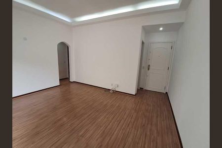 Apartamento à venda com 66m², 2 quartos e 1 vaga