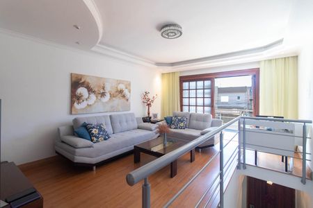 Sala de casa à venda com 2 quartos, 400m² em Santana, Porto Alegre