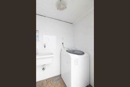 Casa à venda com 400m², 2 quartos e 2 vagasÁrea de Serviço