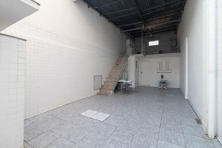 Casa à venda com 400m², 2 quartos e 2 vagasÁrea externa