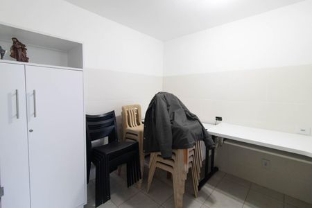 Casa à venda com 400m², 2 quartos e 2 vagasEscritório