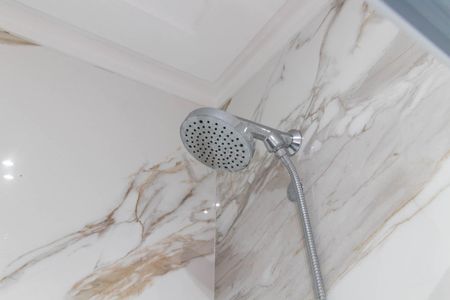 Casa à venda com 400m², 2 quartos e 2 vagasBanheiro