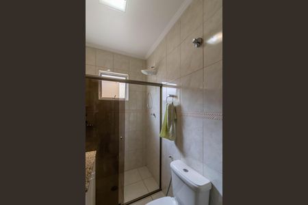 Casa à venda com 292m², 3 quartos e 2 vagas Casa à venda com 292m², 3 quartos e 2 vagasBanheiro