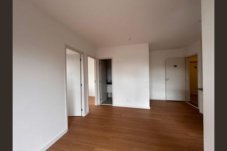 Sala de apartamento para alugar com 2 quartos, 43m² em Vila Albertina, São Paulo