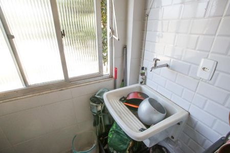 Apartamento à venda com 65m², 2 quartos e 1 vagaÁrea de Serviço