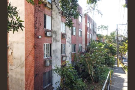 Apartamento à venda com 65m², 2 quartos e 1 vagaFachada do bloco