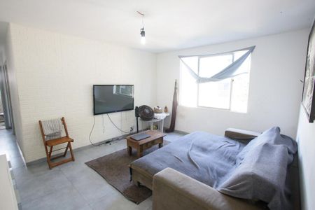 Apartamento à venda com 65m², 2 quartos e 1 vagaSala
