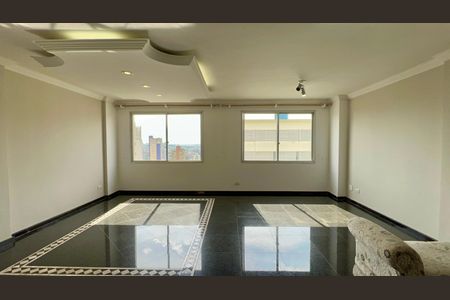 Apartamento para alugar com 250m², 3 quartos e 1 vagaSala