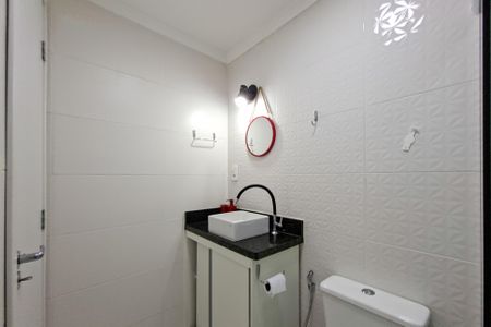 Apartamento para alugar com 74m², 2 quartos e 1 vaga Apartamento para alugar com 74m², 2 quartos e 1 vagaBanheiro