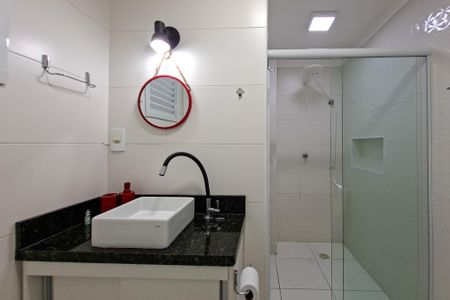 Apartamento para alugar com 74m², 2 quartos e 1 vaga Apartamento para alugar com 74m², 2 quartos e 1 vagaBanheiro da Suíte